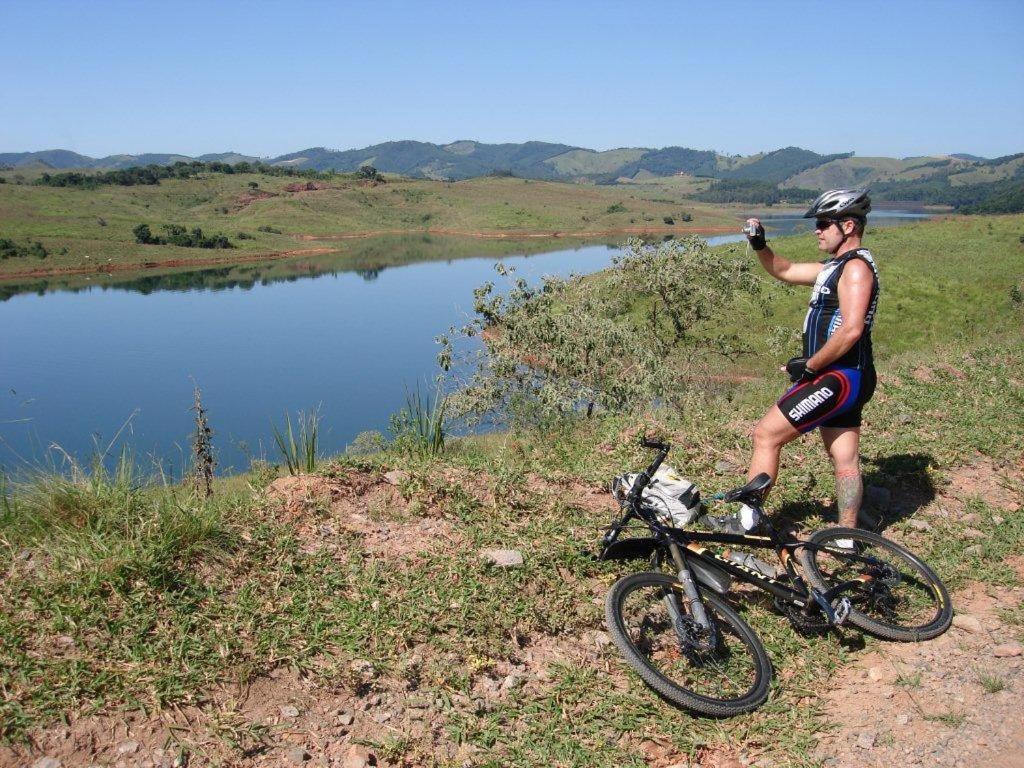 Pousada Canto Do Lago Piracaia Dış mekan fotoğraf